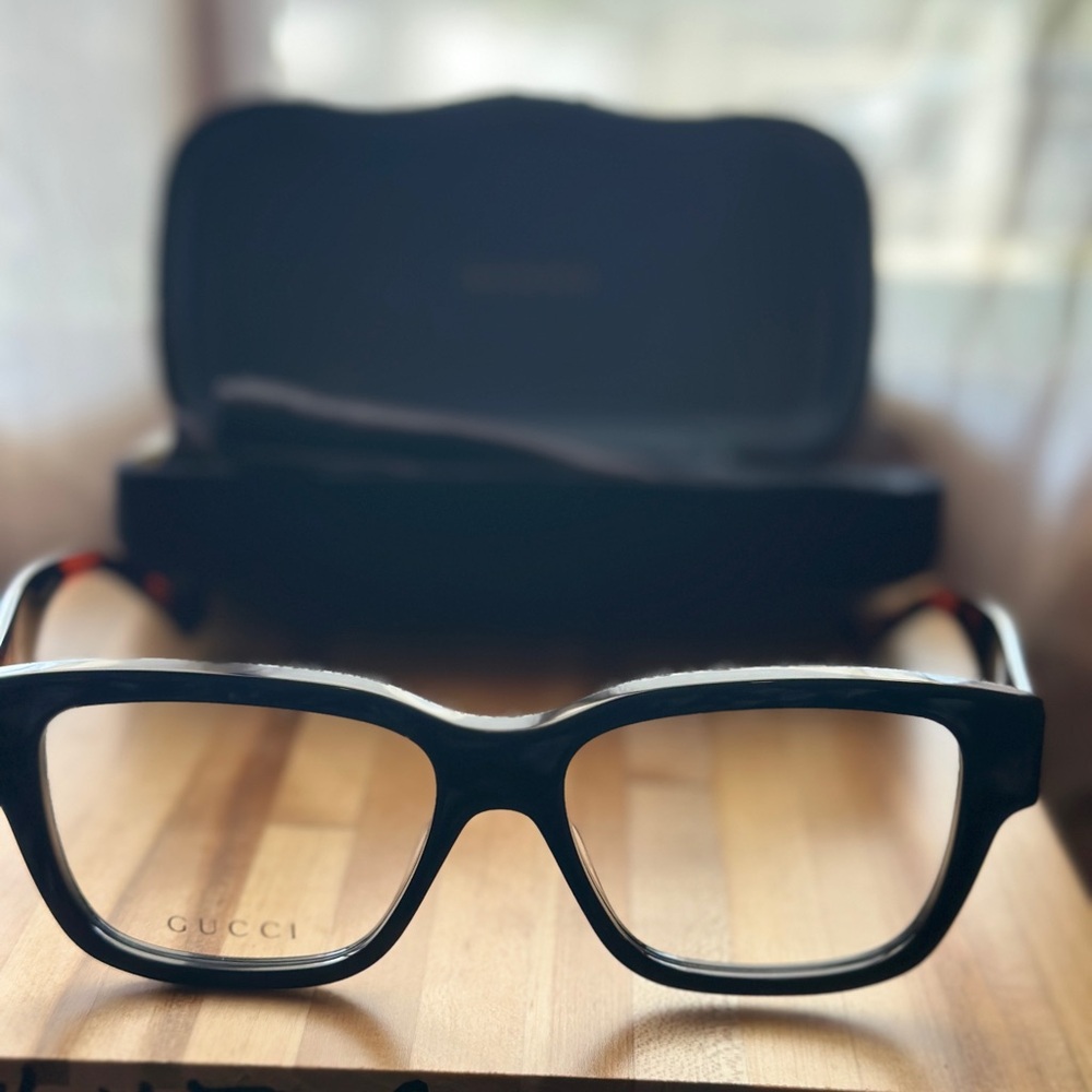 Gucci Black/Tortoise Glasses